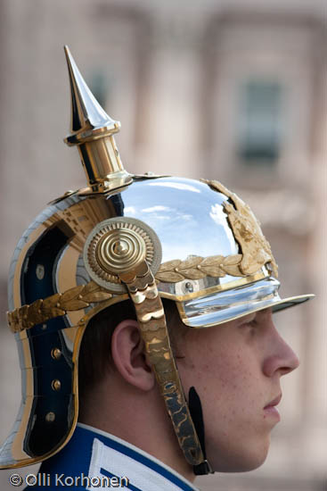 Kuva: Kuninkaanlinnan kypäräpäinen vartiomies, Tukholma.
