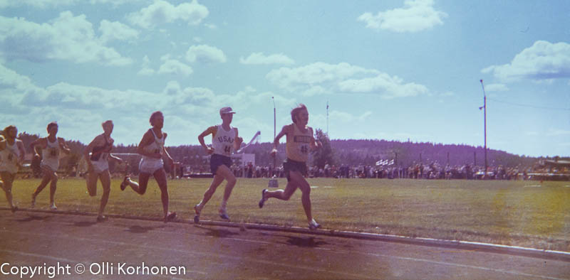 Steve Prefontaine leading, David Wottle second, Kajaani 1973.