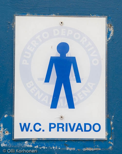Yksityisen käymälän ovikyltti, Benalmadena, Espanja 2011