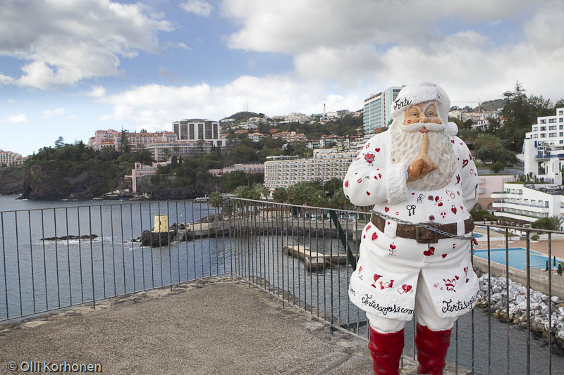 Joulupukki Pontinhan ruhtinaskunnassa. Funchal, Madeira.