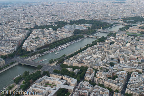 Pariisi, Grand Palais, Suuri Palatsi, Eiffel-tornista nähtynä. Lintuperspektiivi.