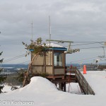 Vuokatinvaaran ylärinteen hiihtohissien lähtöpaikka vuonna 2004.