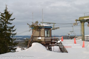 Vuokatinvaaran ylärinteen hiihtohissien lähtöpaikka vuonna 2004.